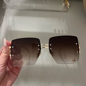LV SUNGLASSES!